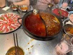 -鹿鸣山草本茶香火锅(园西路店)