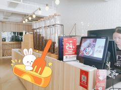 -顶东面包花园·生日蛋糕(世博店)