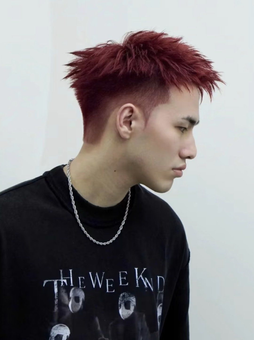 头发好
海王红发色是一种鲜艳夺目且非常显白的颜色,最近在男生中较