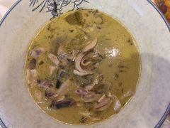 -辣小妮de川菜馆(红旗Mall店)
