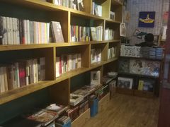 -守望者书店(南开大悦城店)