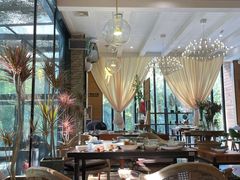 -樾餐厅泰式海鲜火锅(民歌湖店)