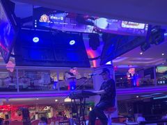 -巴特餐饮6加1音乐餐吧·新疆菜
