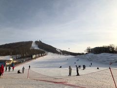 -庙香山滑雪场