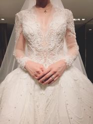 点击看大图 -GRACE KELLY婚纱与礼服(北京店)