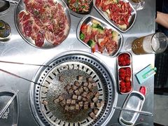 -马路牙子烧烤音乐酒馆(望京店)
