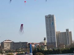 -汇泉广场