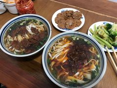 -矮子粉店1985·长沙米粉(湘春路店)