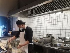 -臻老板牛肉面(光华路SOHO店)