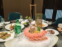 -忆江南·临江鱼馆