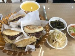 -闫家驴肉老店(华电一校店)