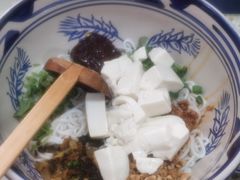 豆花米线-蜗牛小馆醉乡民谣云南菜(惠新西里店)