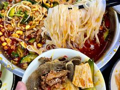 -周良天山牛杂城(天山路总店)