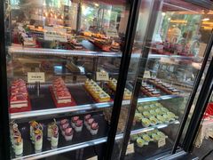 面包甜点陈列柜-东莞塘厦三正半山温泉酒店·沙利文西餐厅