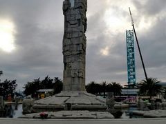 -亚龙湾中心广场