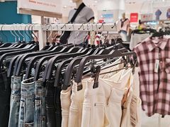 -hotwind热风(中贸广场店)