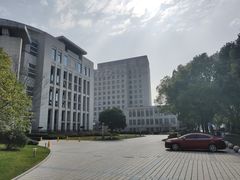 -中共上海市委党校 上海行政学院