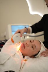 -海菲秀·飞顿牛奶光·LDM官方授权中心美轮美浣瓷感美肌