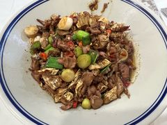 白辣椒炒鸡胗-新新湘菜馆(新中街二条店)