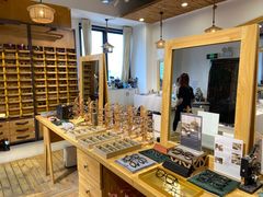 -肆兮眼镜·蔡司·徕卡战略合作店(大坪店)