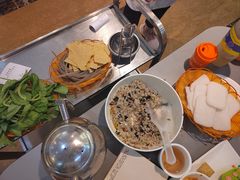 -野菌园·野生菌火锅首创第一家(关兴路总店)