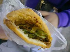 -清真回族八哥秘制饼夹菜