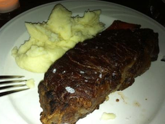 -Keens Steakhouse