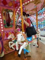 -莫莉幻想儿童乐园(武汉保利广场店)