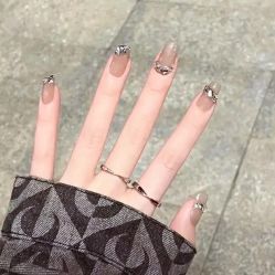 -雪儿·YuKi美甲美睫皮肤管理Salon