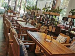 -桉树林A coffee 森林餐厅(三圣乡店)