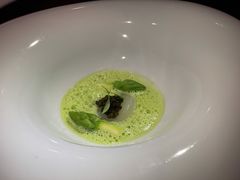 鳕鱼子芦笋汤-wann lounge 低温慢煮牛排·清吧