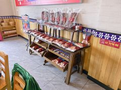 -阿婆情腊排骨火锅(金虹路店)