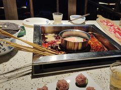 -二荆条·蜀鲜汇城市森林火锅