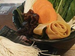 -呷哺呷哺 小火锅 (浦东新欧尚超市店)