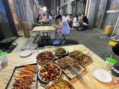 -黄小串·烤串海鲜涮牛肚(升龙广场店)