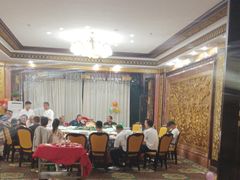 -皇宫大酒店