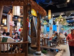 -花溪雨·森林餐厅(石基店)
