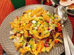 现切混合蔬菜沙拉-WOLFGANG PUCK KITCHEN & BAR(迪士尼小镇店)