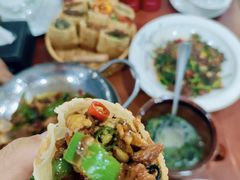 -湖南人家湘菜馆(镇江路店)