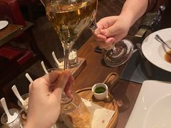 -恰餐厅及酒吧 CHAR Bar & Grill (北京丽都皇冠假日店)