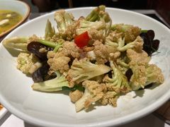 -江城小馆陕南妈妈菜·全球旅行餐厅(钟楼店)
