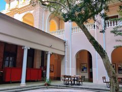 -香港大学
