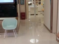 -维乐口腔(美维云门诊陆家嘴店)