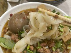 传统猪肉刀削面-东方削面(市政府店)