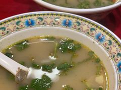 -金杨拉面王小吃面馆·牛三宝面·红烧牛肉粉