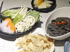 -三江源活鱼现烤(维多利摩尔城店)