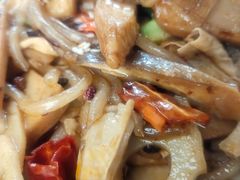 -天天向上素食餐厅(五台山店)