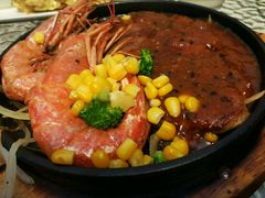 -玛格萝妮比萨屋(四平店)