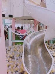 -多多淘儿童体验中心(重庆来福士店)
