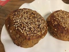 芝麻烧饼-芝麻花餐厅(祁家豁子店)